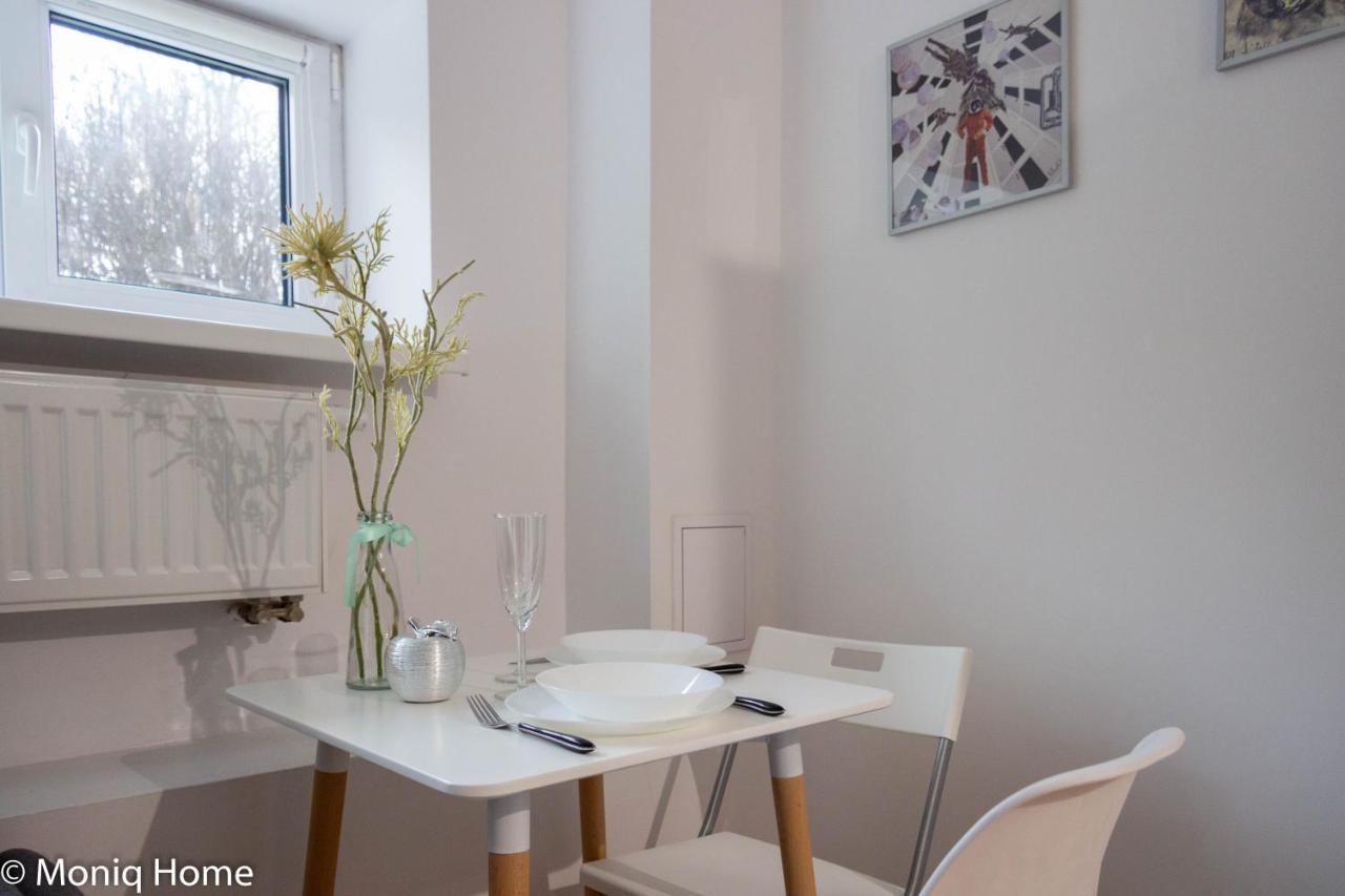 M&R Apartament Smart&Bright Batorego 16, Netflix, Free Wifi, Metro I Park Pole Mokotowskie, Stodola, Self Check-In, 5 Minut Od Centrum Warsaw Exterior photo